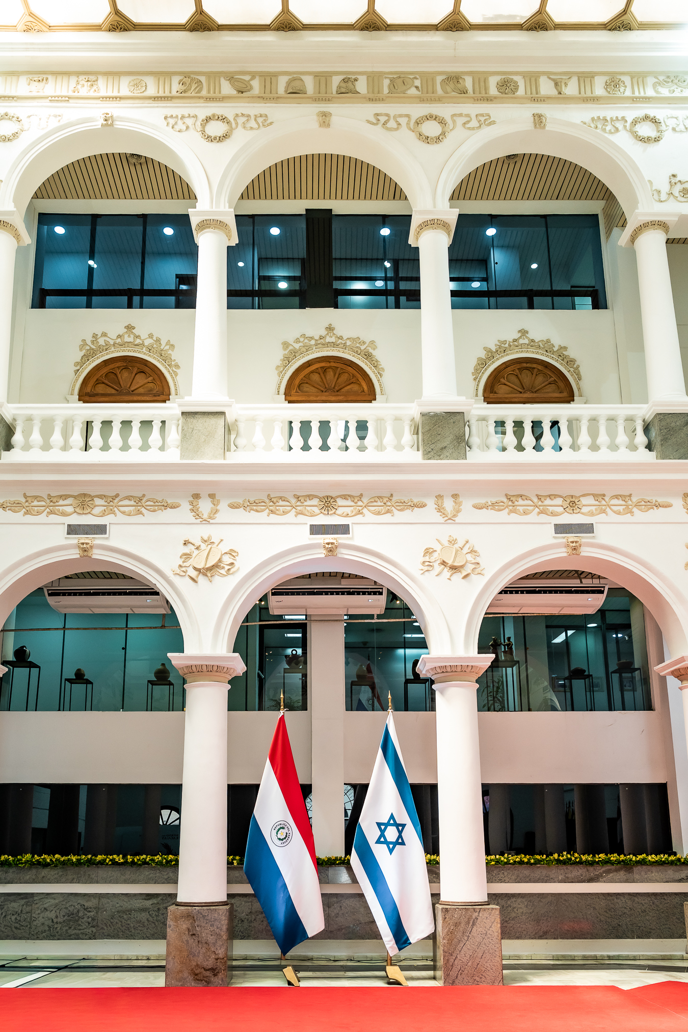 Overview of the Instrumental Enrichment training event with teachers and Ministry of Education officials. Strengthening Education in Paraguay